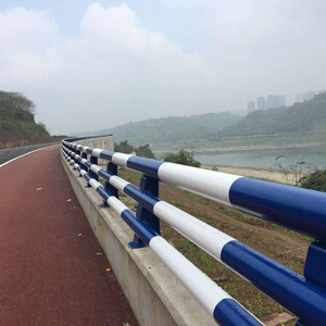 防撞护栏