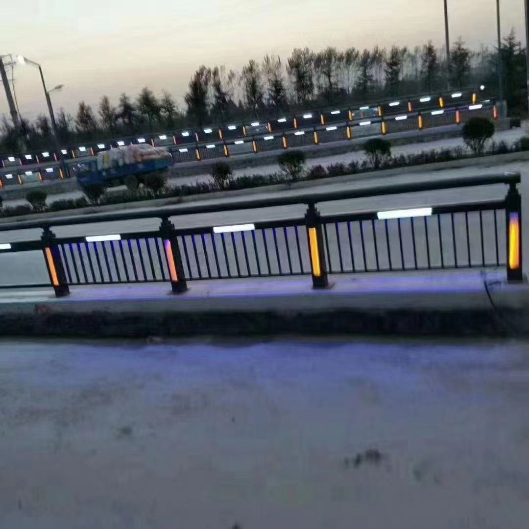 灯光护栏