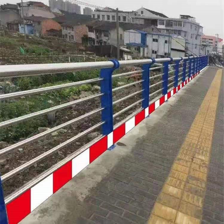 人行横道护栏